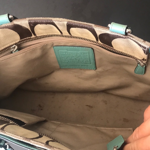 Coach signature handbag with teal trim - Picture 4 of 4